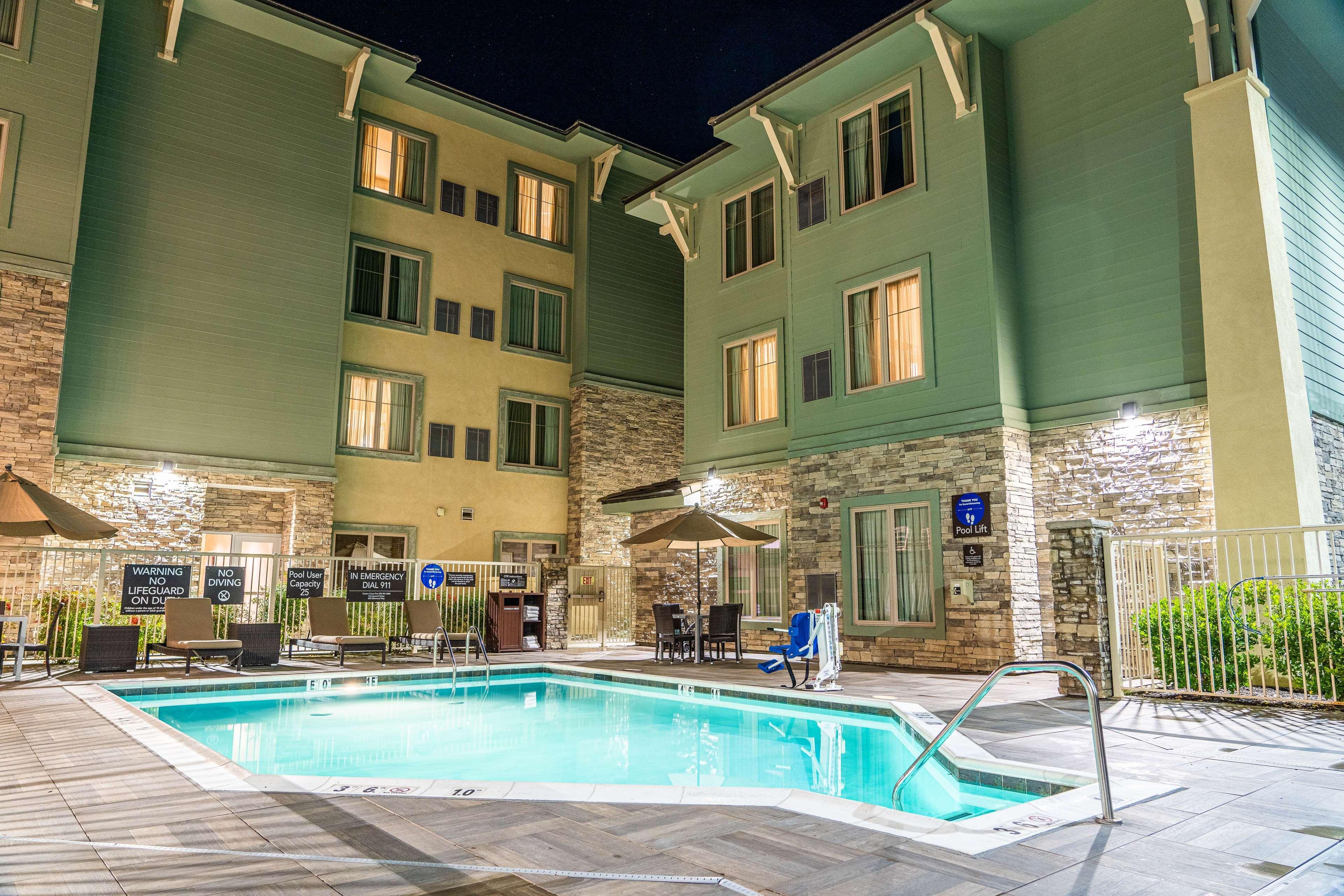 Homewood Suites By Hilton Pleasant Hill Concord Екстериор снимка