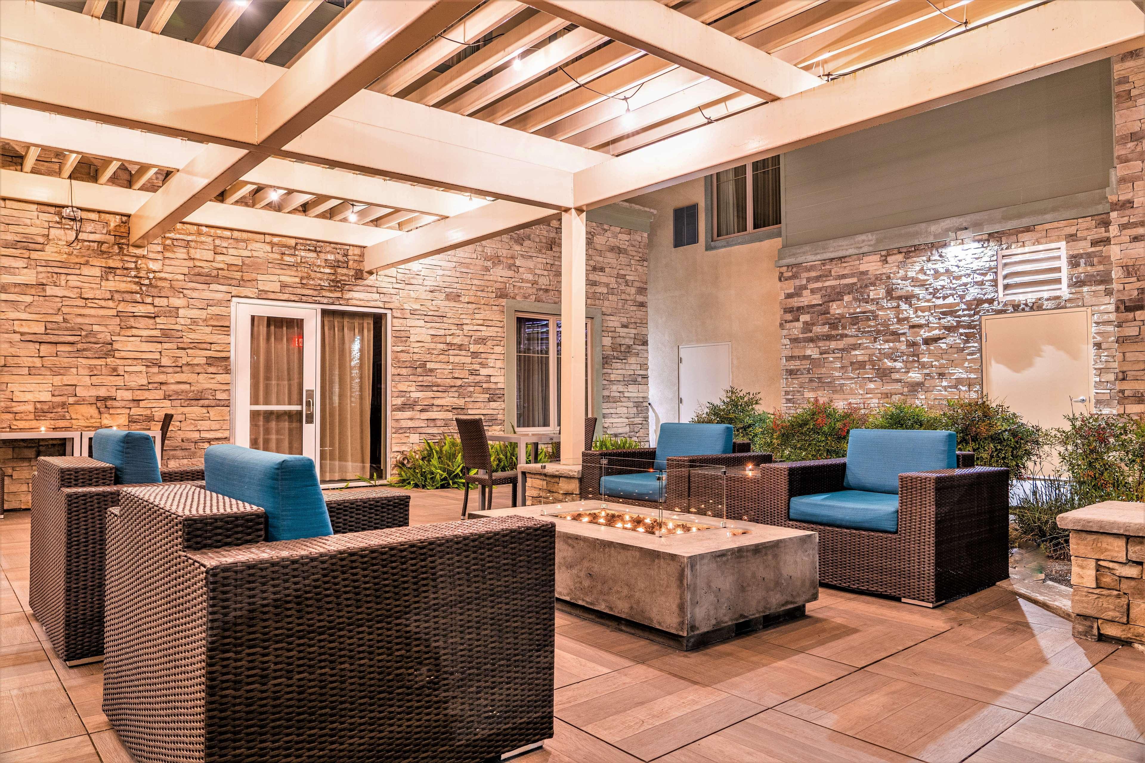 Homewood Suites By Hilton Pleasant Hill Concord Екстериор снимка