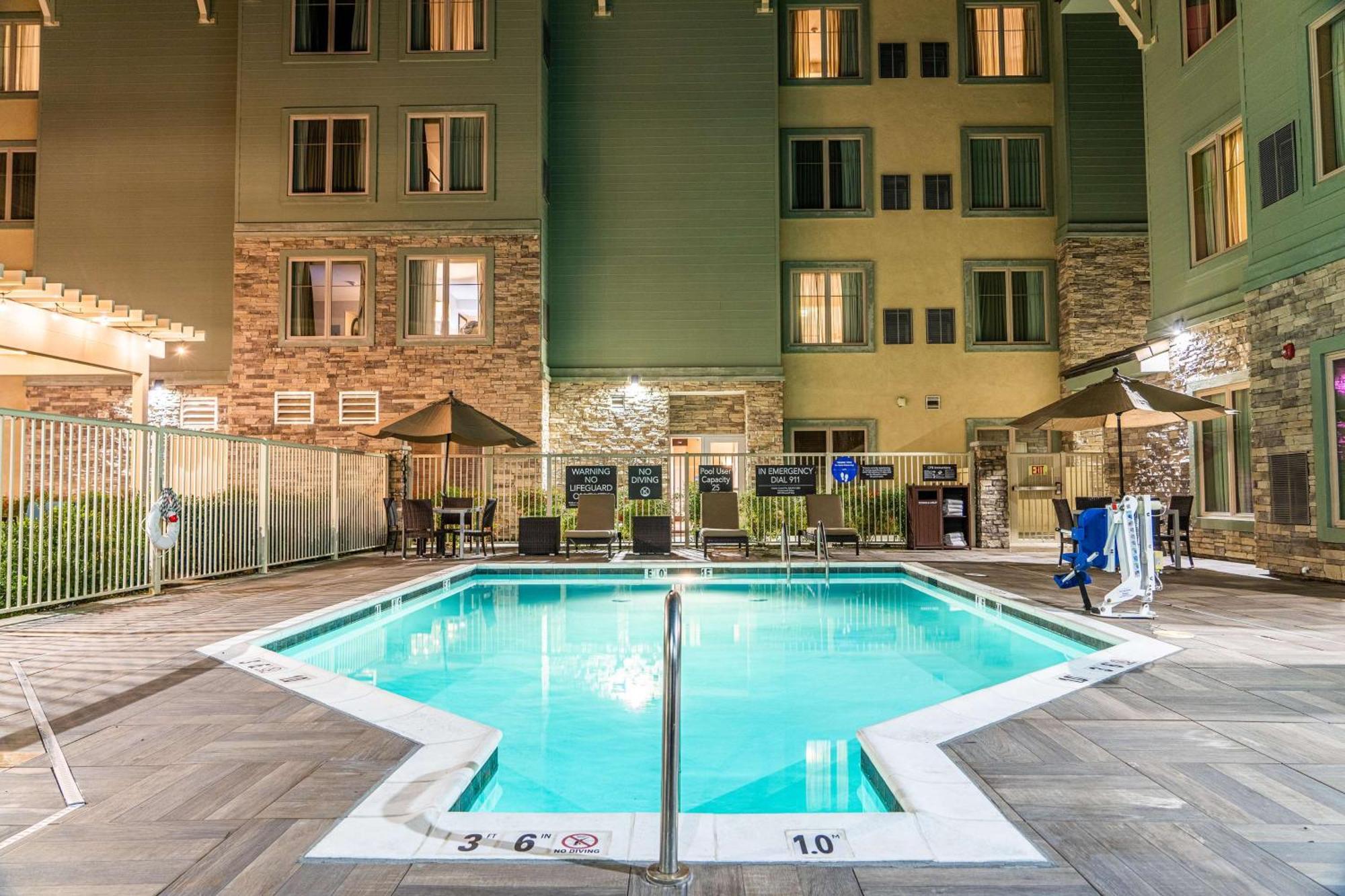 Homewood Suites By Hilton Pleasant Hill Concord Екстериор снимка